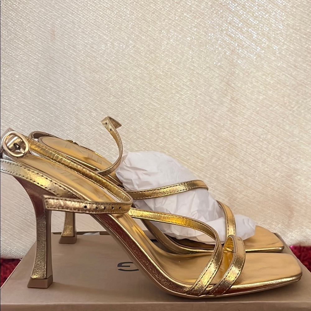Mango Sandal